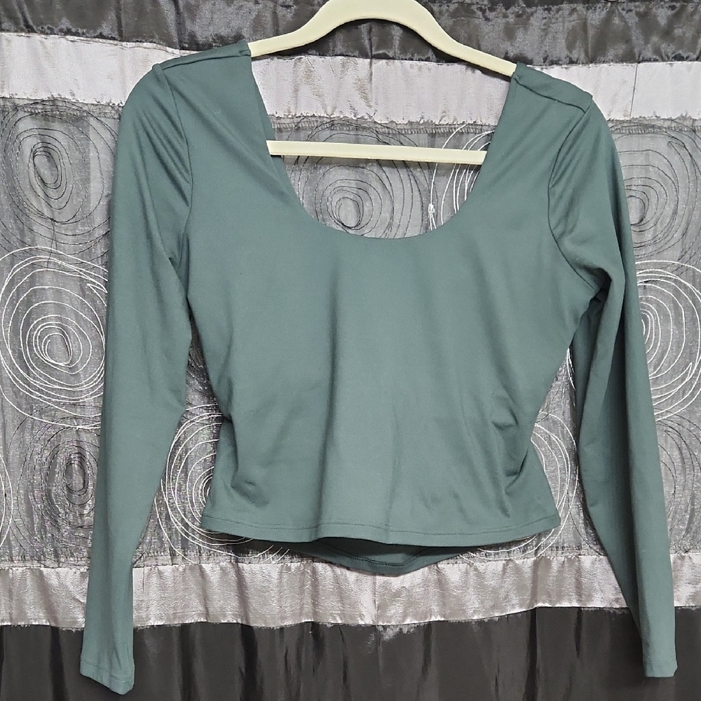 Fabletics Green Oasis Twist Long Sleeve Top